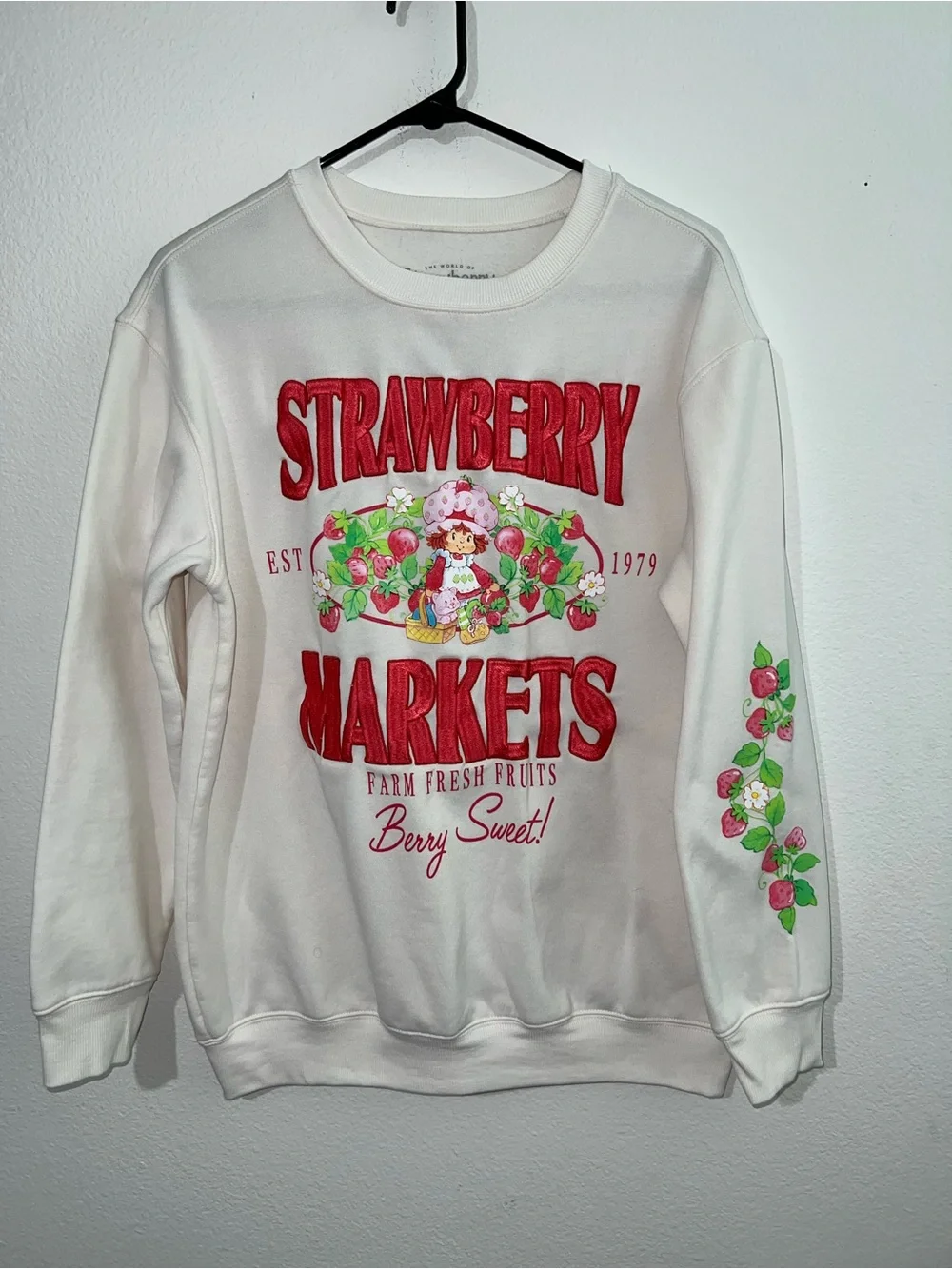 Cream 'Strawberry Shortcake Markets' Graphic Sweatshirt - Picture 6 of 16